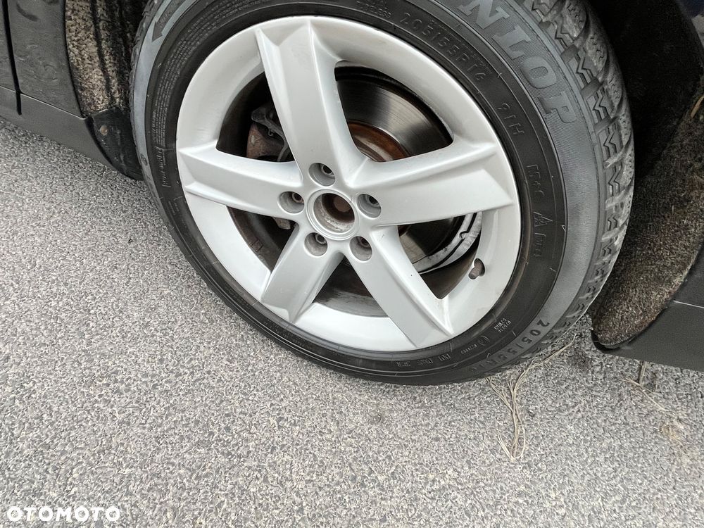 Volkswagen Passat 2.0 TDI 4Mot Highline DSG - 11