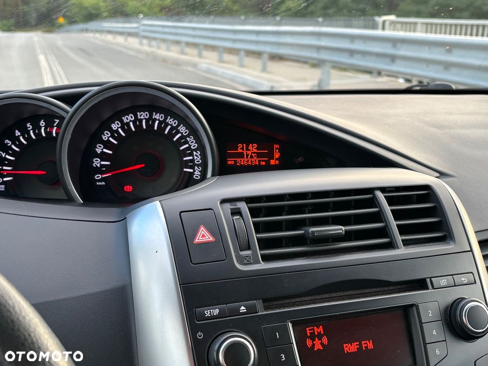 Toyota Verso 1.6 Active - 13
