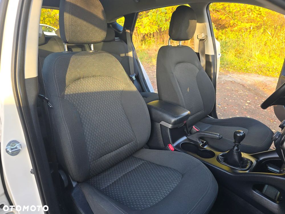 Hyundai ix35 1.6 2WD blue Style - 22
