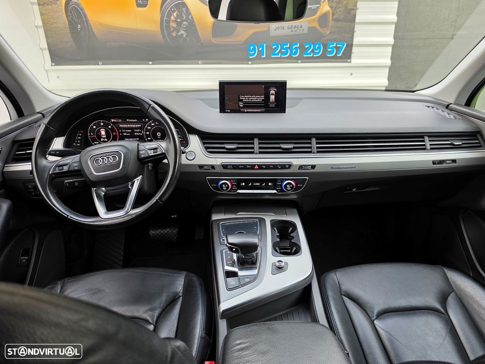 Audi Q7 3.0 TDI quattro tiptronic - 11