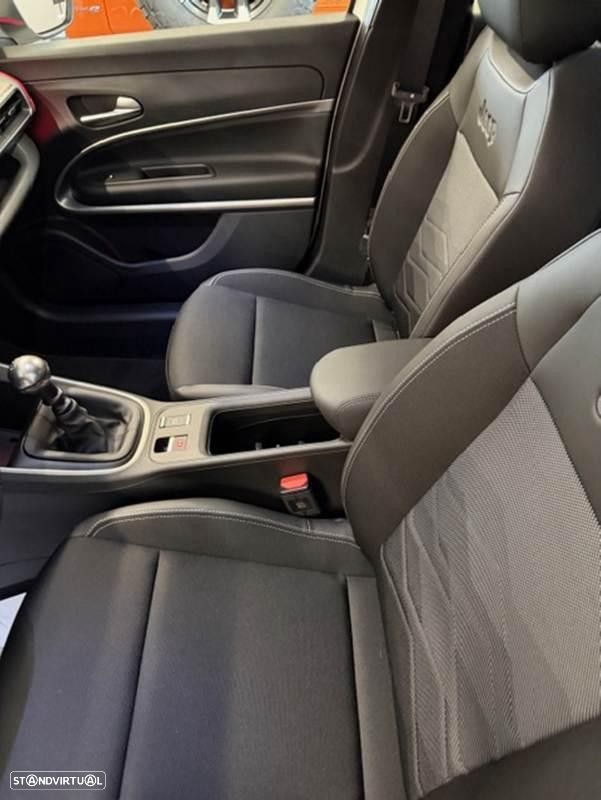 Jeep Avenger 1.2 GSE T3 Summit - 17