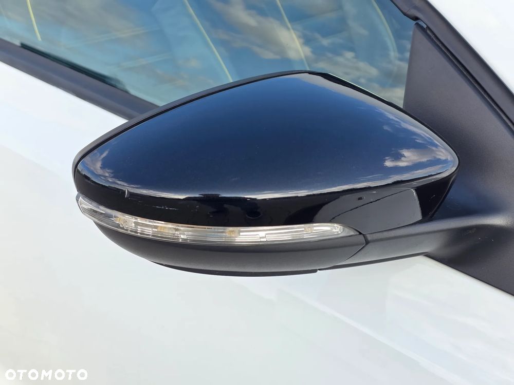 Volkswagen Scirocco 2.0 TDI BMT DSG - 15