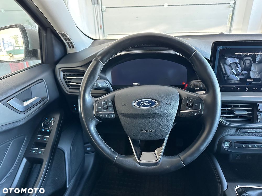 Ford Focus 1.0 EcoBoost Titanium X - 16