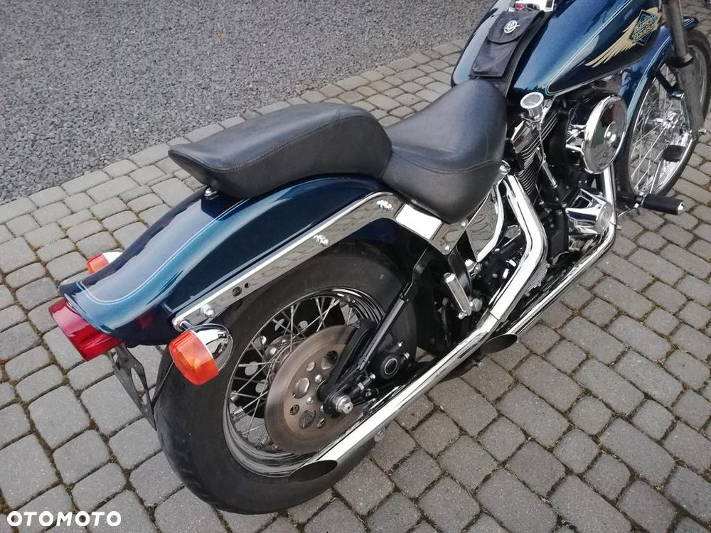 Harley-Davidson Softail Custom - 26