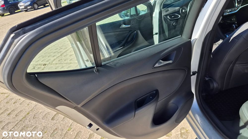 Opel Astra 1.4 T Elite S&S - 10
