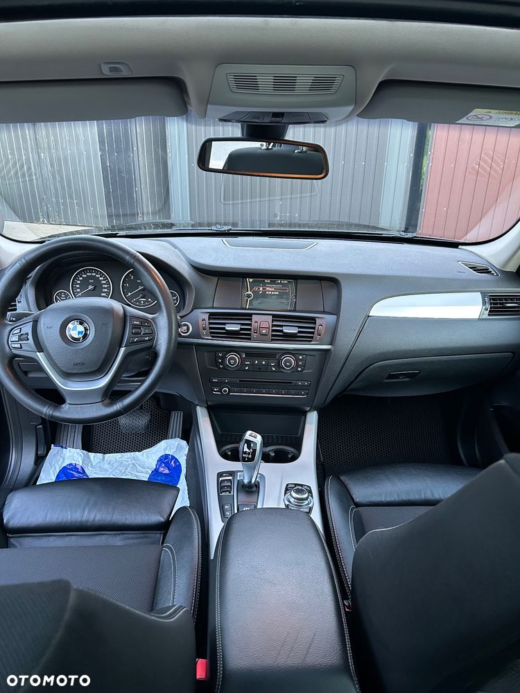 BMW X3 xDrive20d - 12