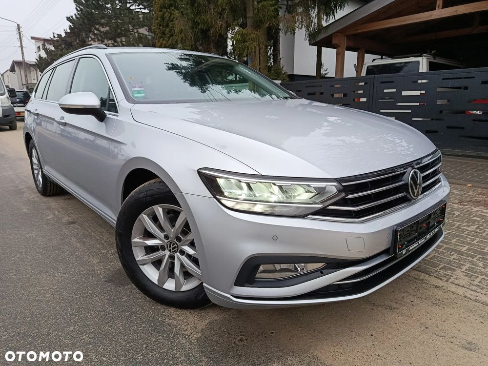 Volkswagen Passat 2.0 TDI SCR DSG - 21