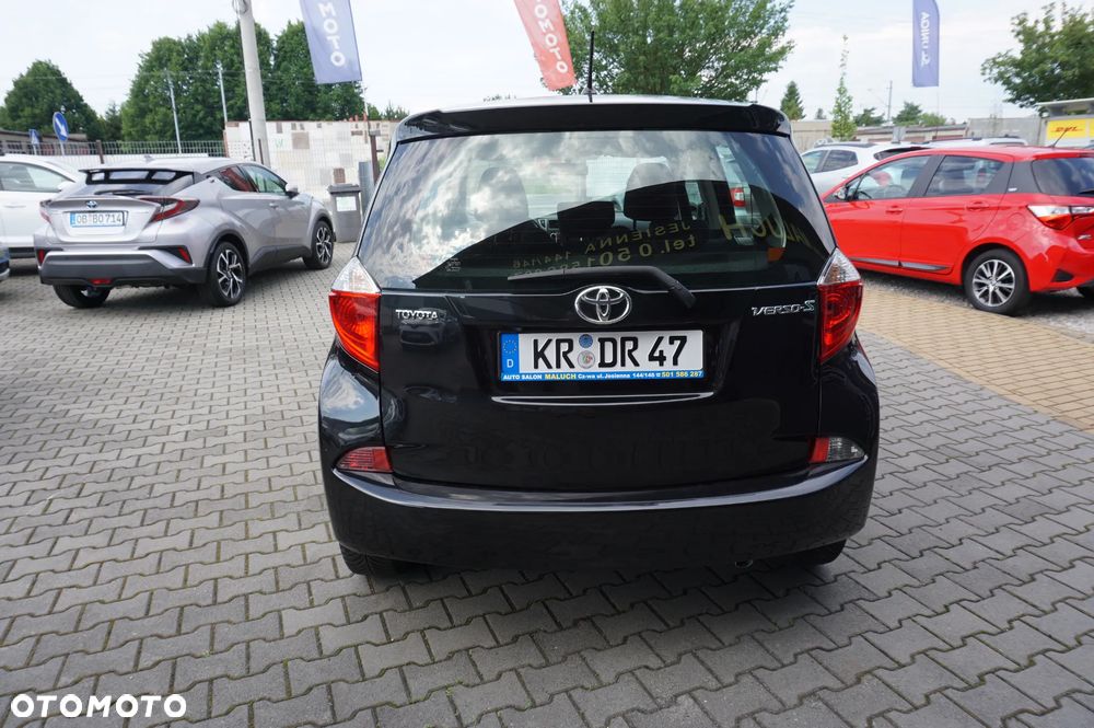 Toyota Verso S 1.33 VVT-i - 9