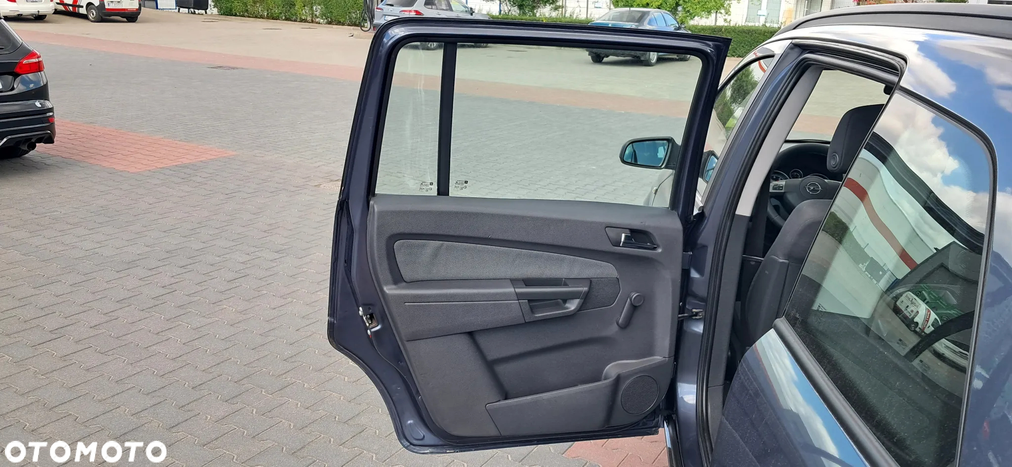Opel Zafira 1.8 Enjoy - 9