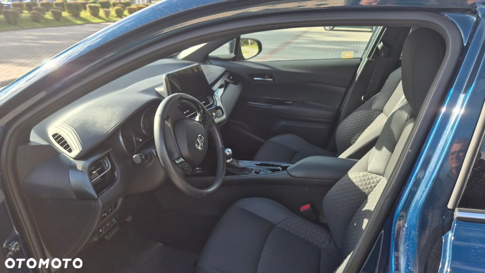 Toyota C-HR 2.0 Hybrid Style - 8