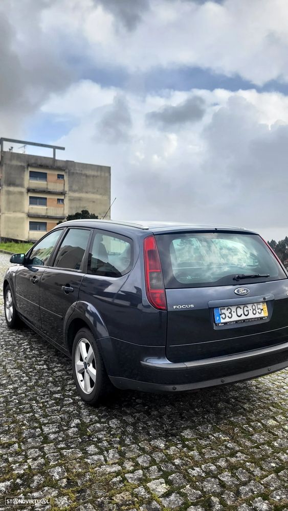 Ford Focus SW 1.6 TDCi Ghia - 3