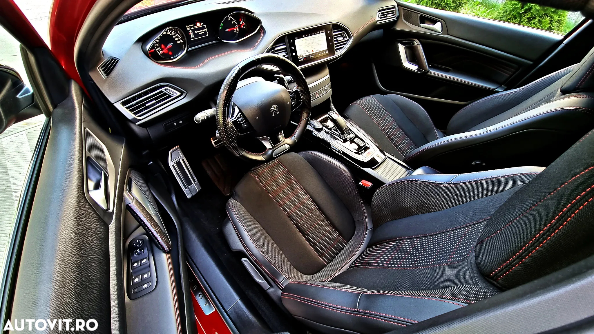 Peugeot 308 1.2L PureTech 130 S&S EAT8 GT - 7