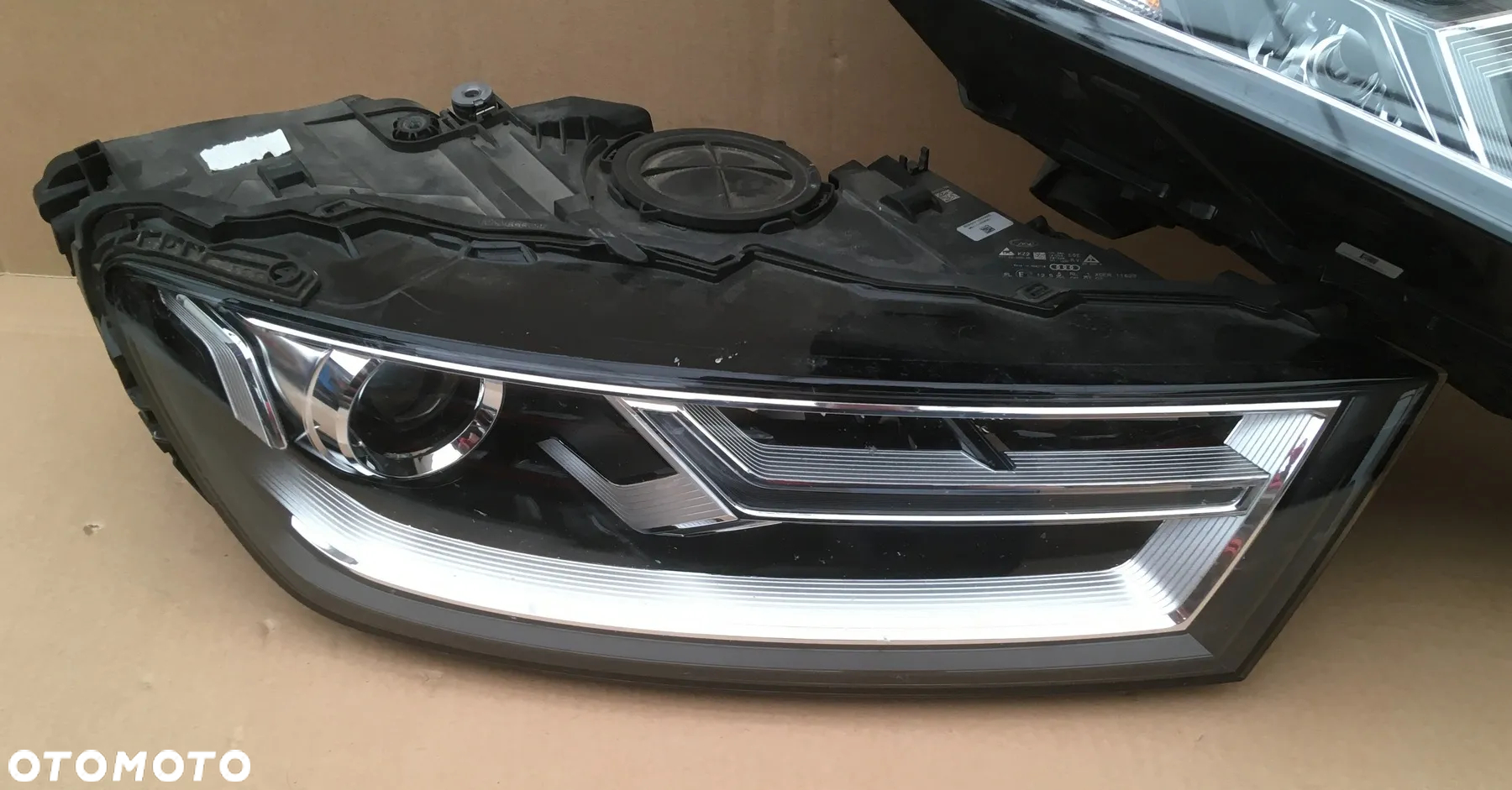 Audi Q7 4M reflektory bi xenon kompletne - 3