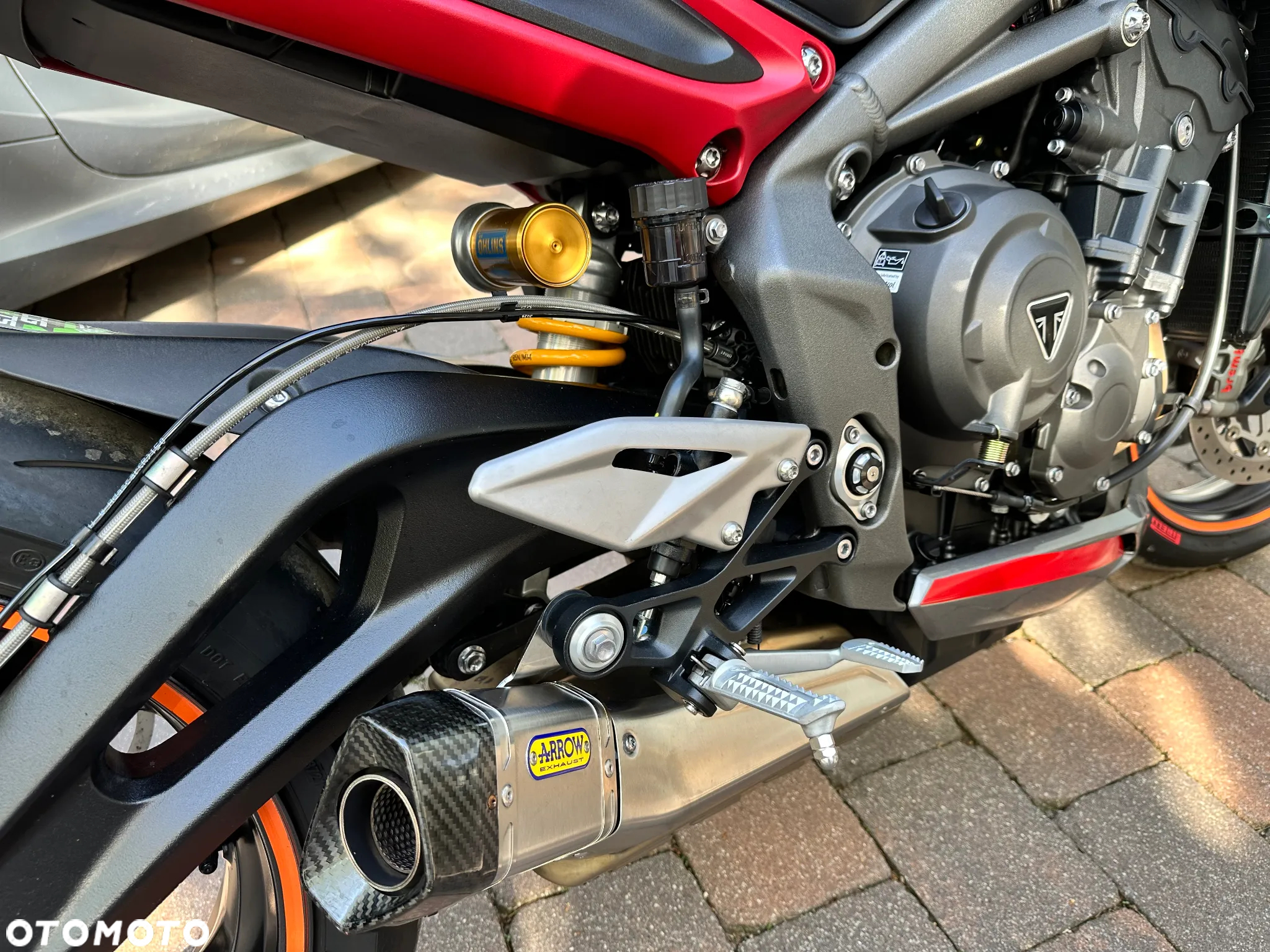 Triumph Street Triple - 13