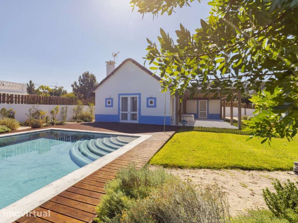 Moradia com jardim e piscina na praia do Pego - Grande imagem: 3/21