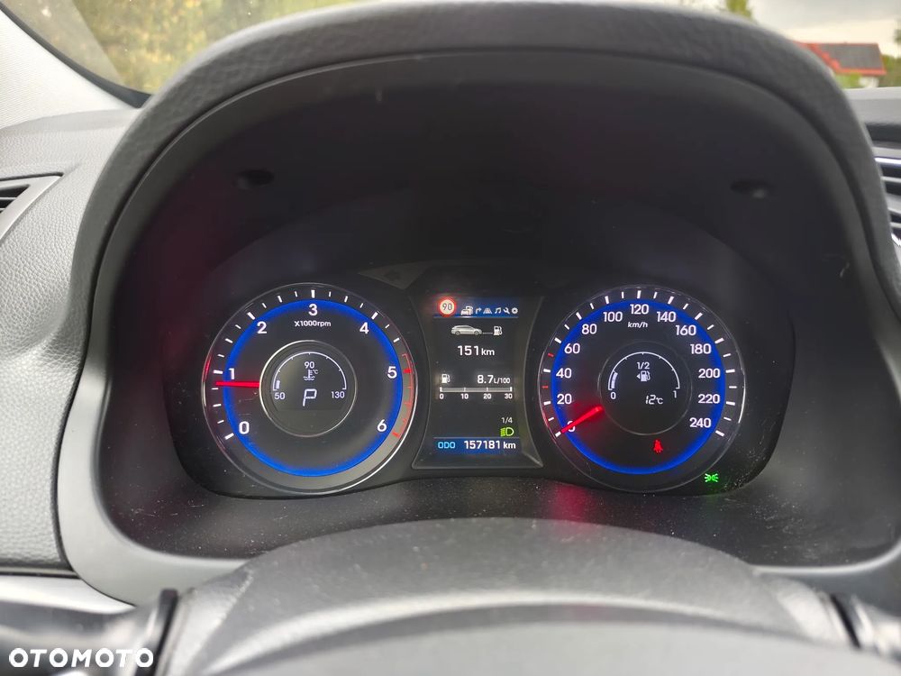 Hyundai i40 Kombi blue 1.7 CRDi DCT Premium - 21