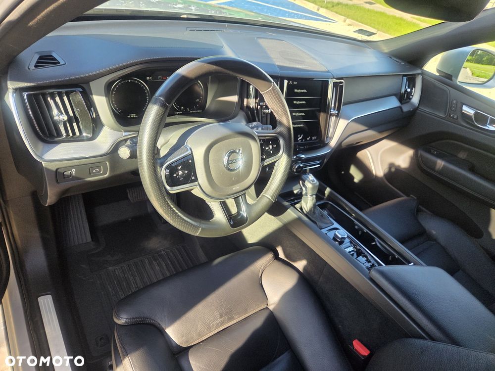 Volvo XC 60 - 6