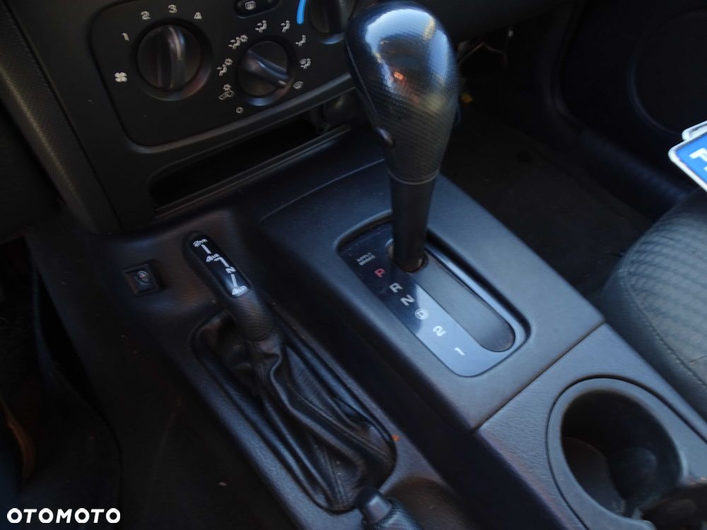 Jeep Cherokee - 8
