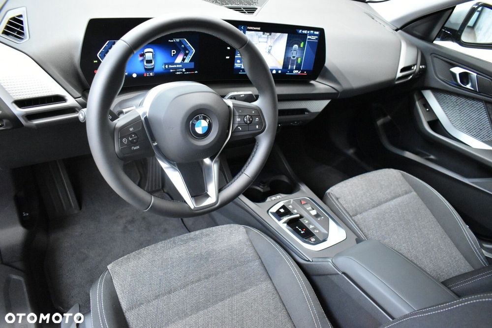 BMW Seria 2 220i mHEV - 5