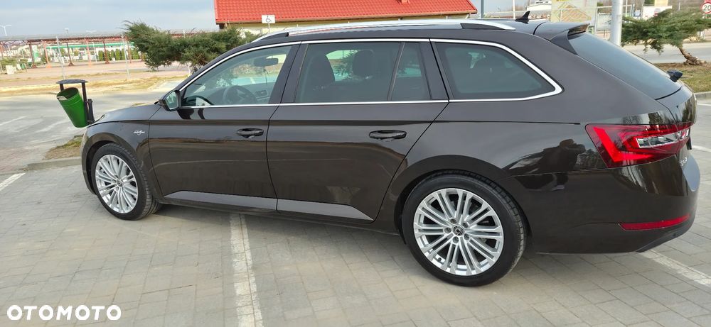 Skoda Superb 2.0 TDI L&K - 19