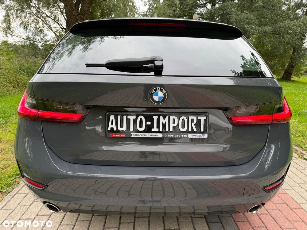 BMW Seria 3 320d Edition Luxury Line Purity - 4