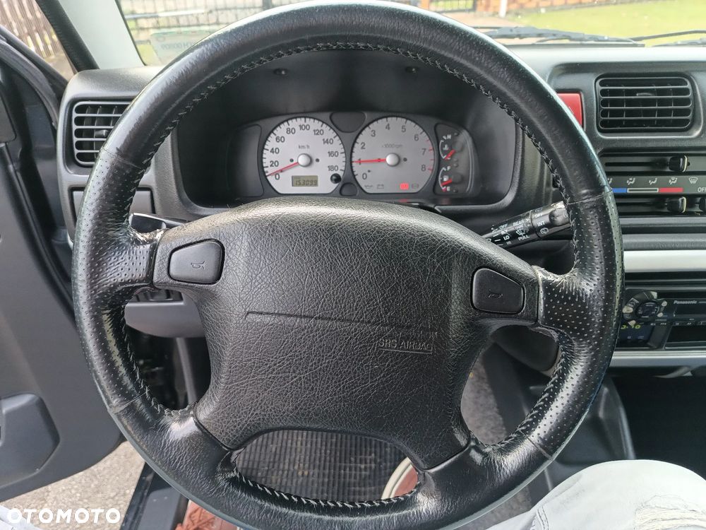 Suzuki Jimny 1.3 - 12
