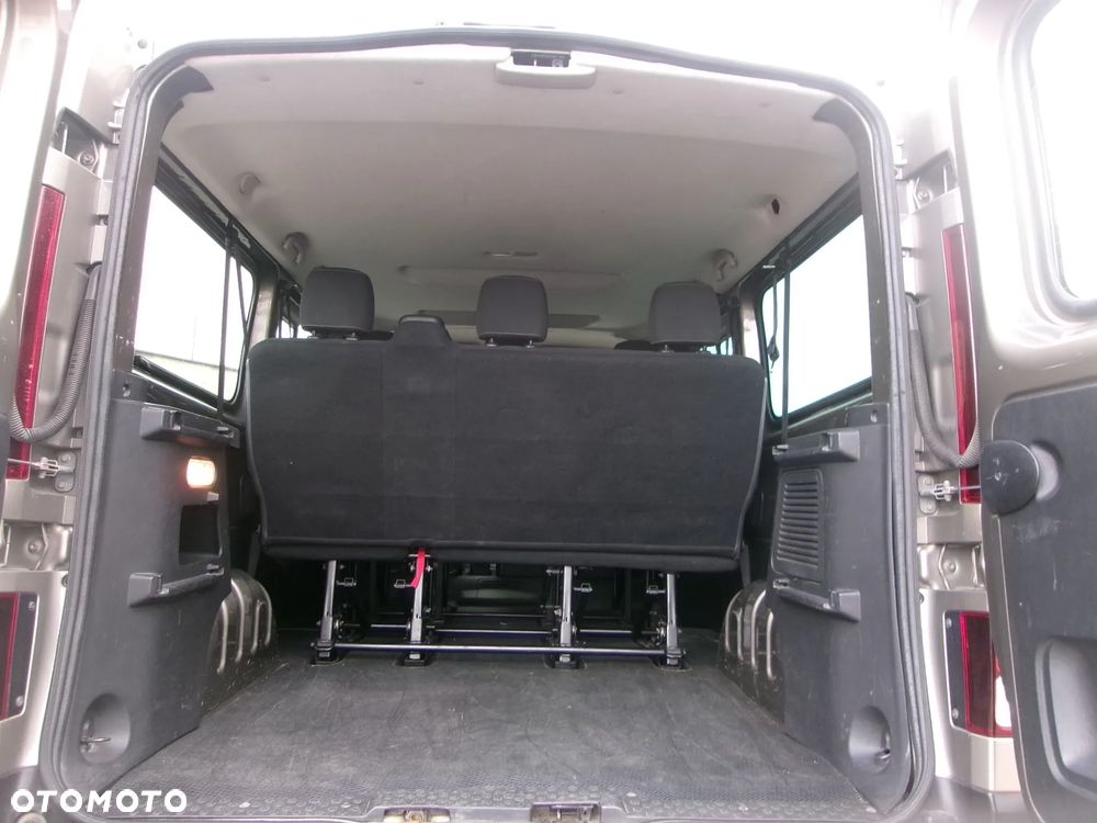 Renault Trafic ENERGY dCi 125 Grand Spaceclass - 12