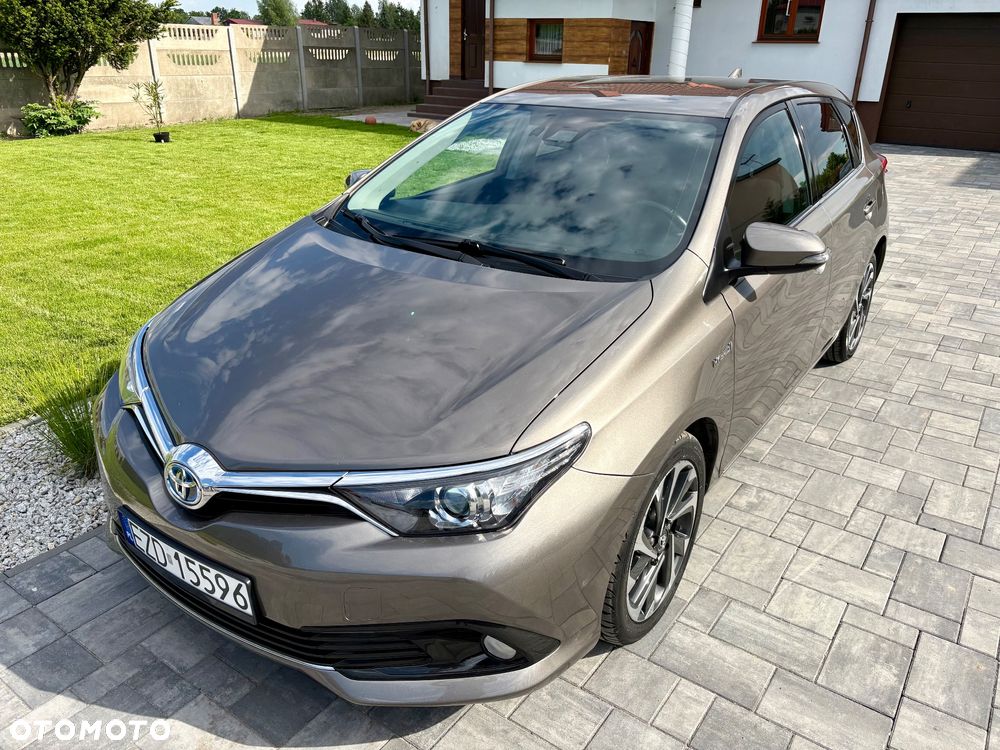 Toyota Auris - 2
