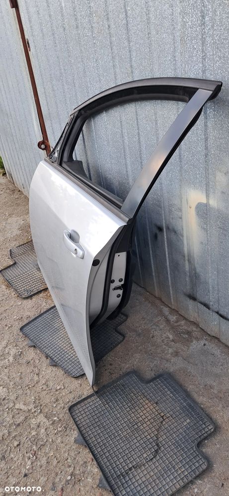 Opel Astra J drzwi przednie lewe kompletne w oryginale kolor Z176 - 3