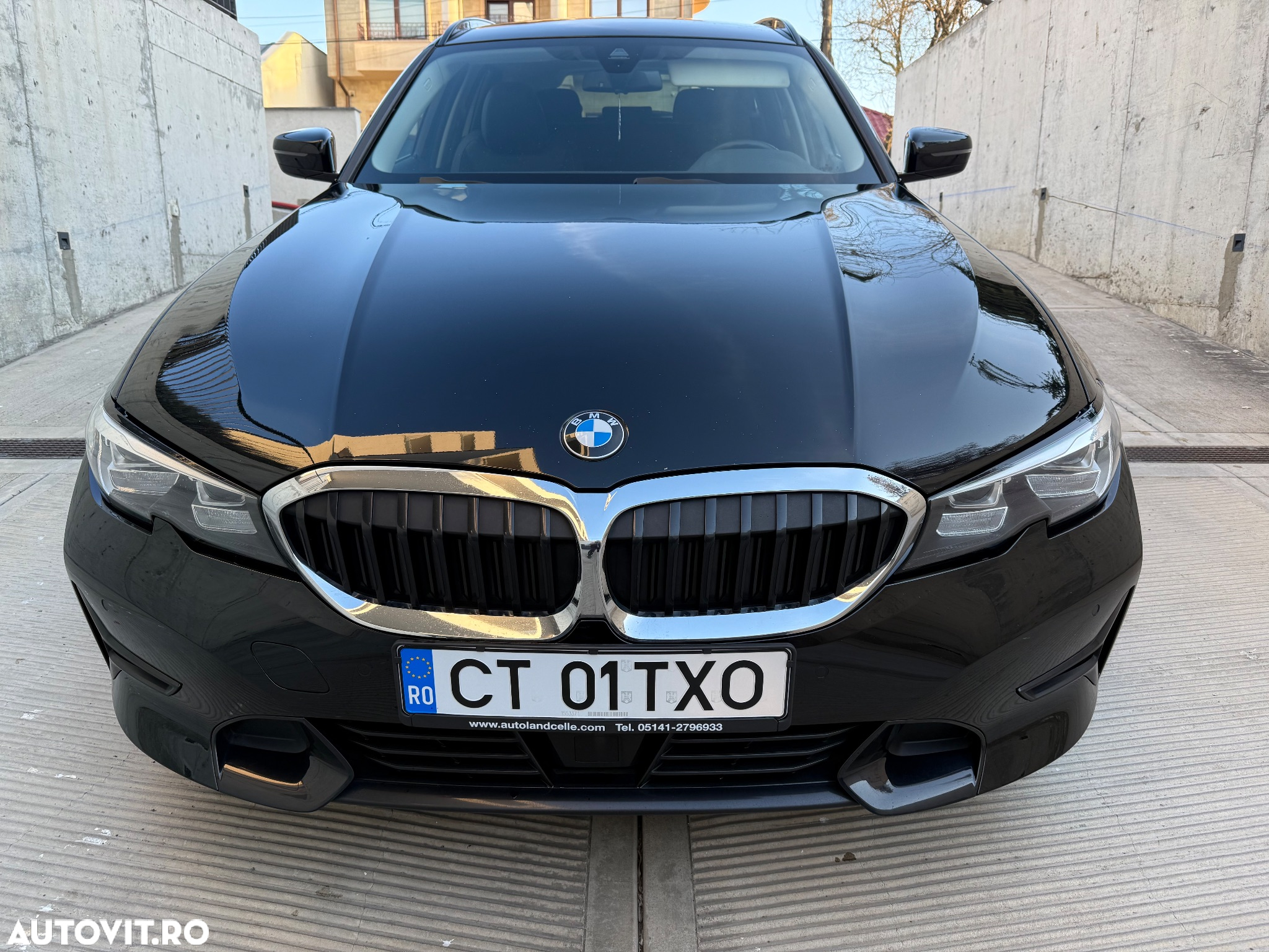 BMW Seria 3 330e Aut. Sport Line - 2