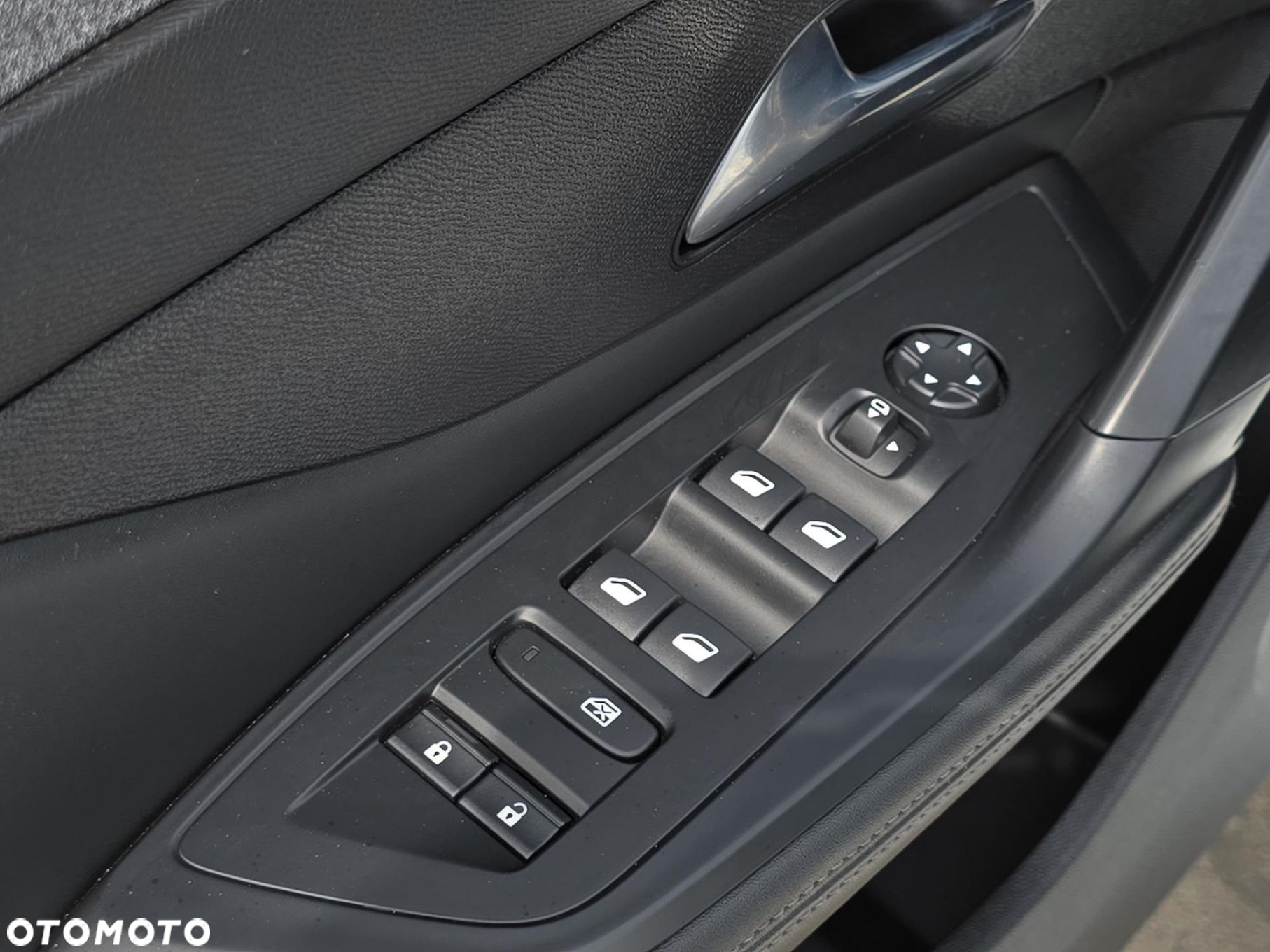 Peugeot 308 - 12