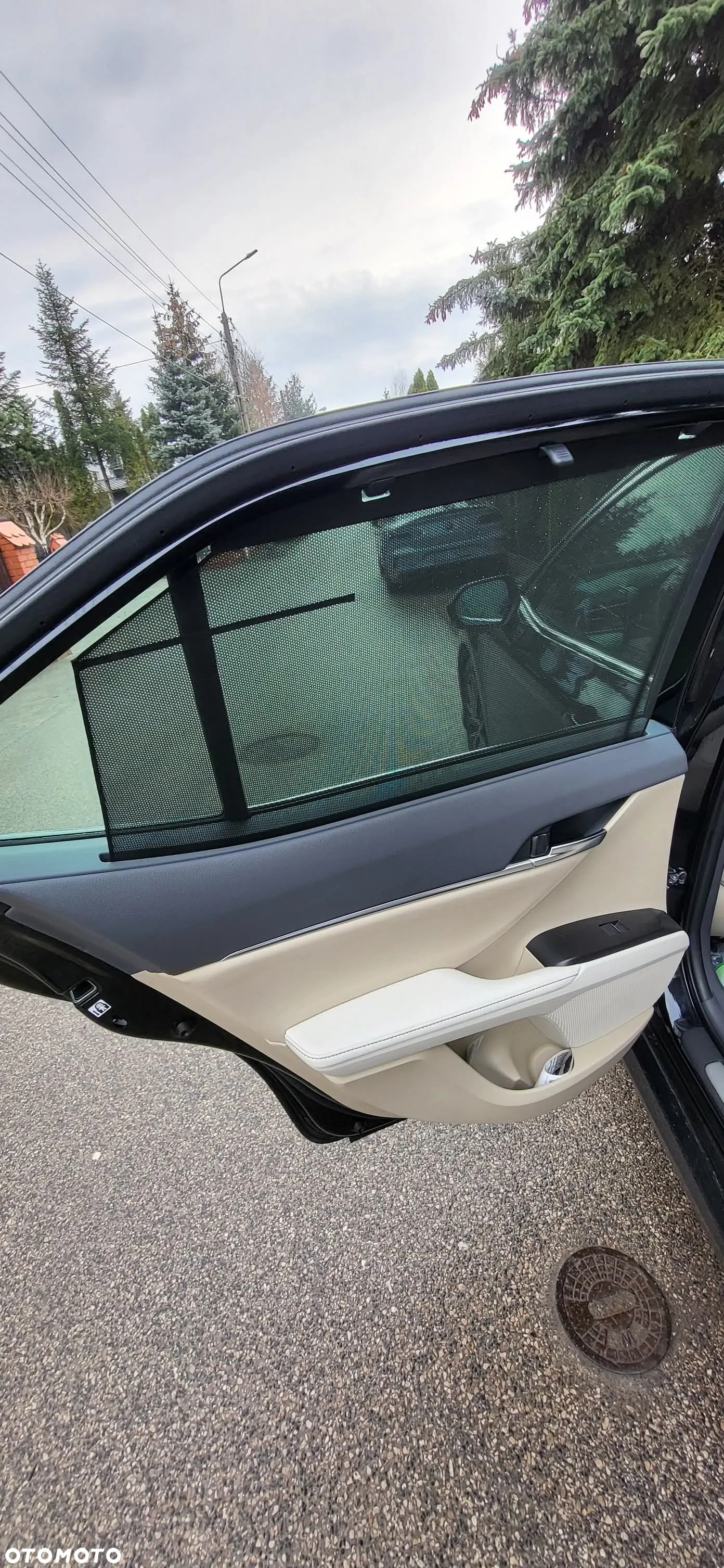 Toyota Camry 2.5 Hybrid Executive CVT - 19