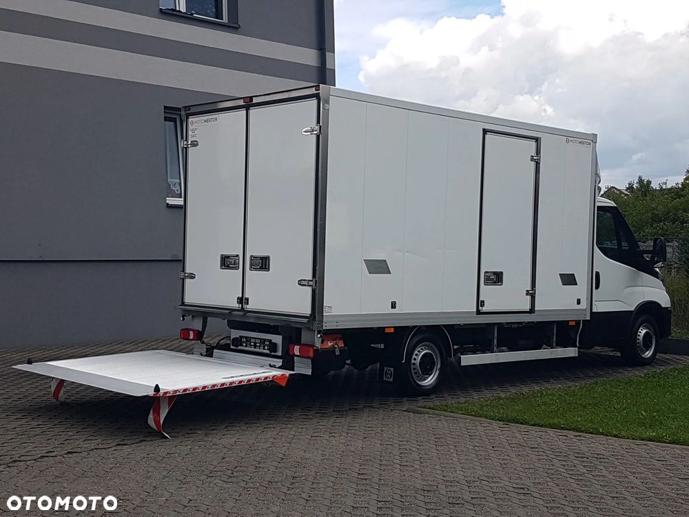 Iveco DAILY WINDA 8EP KONTENER KLIMA 4,20x2,10x2,03 KRAJOWY 35S16  3,0-160KM MANUAL 6-BIEGÓW - 6
