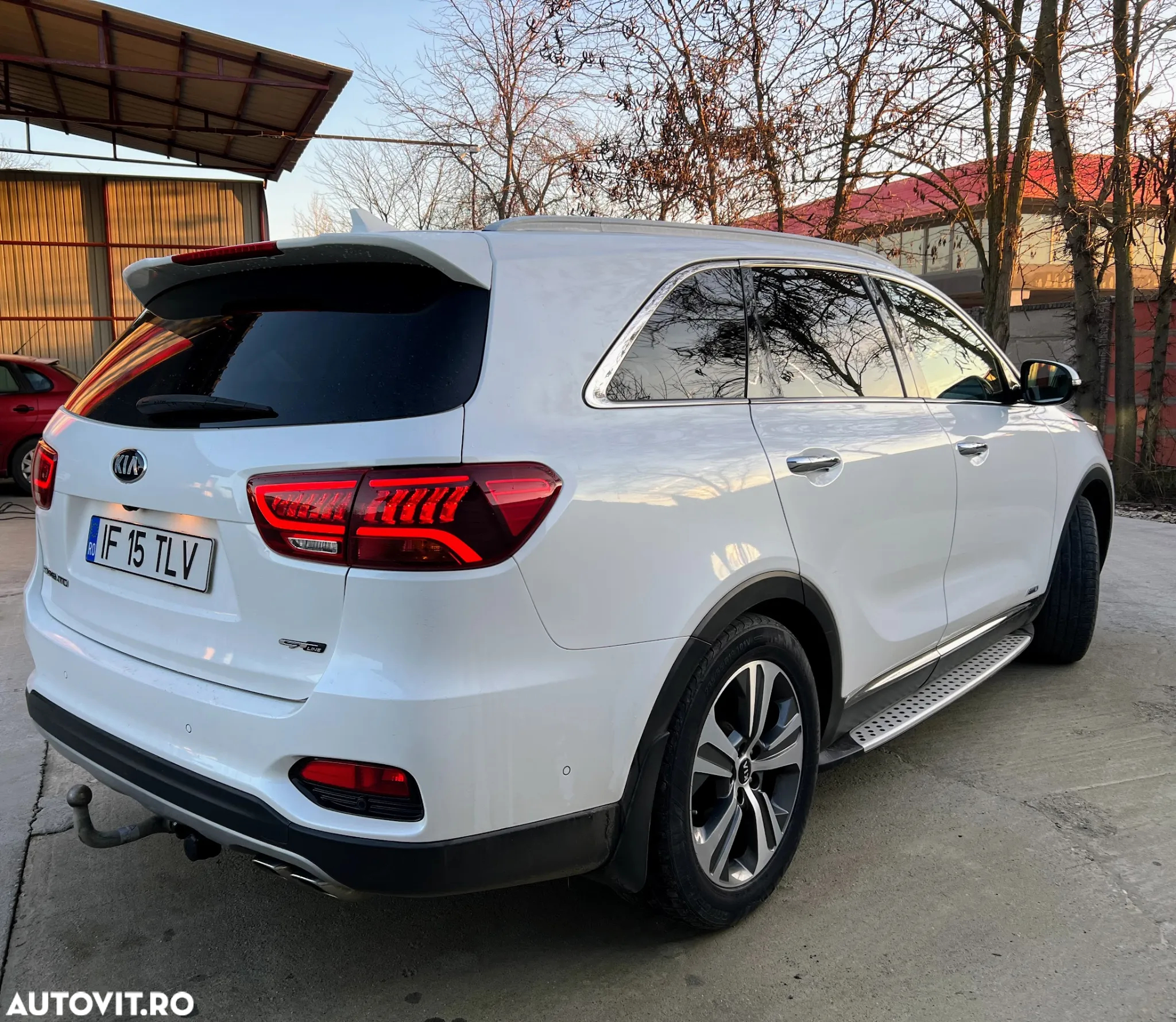 Kia Sorento 2.2 DSL 8AT 4x4 Cosmo - 13