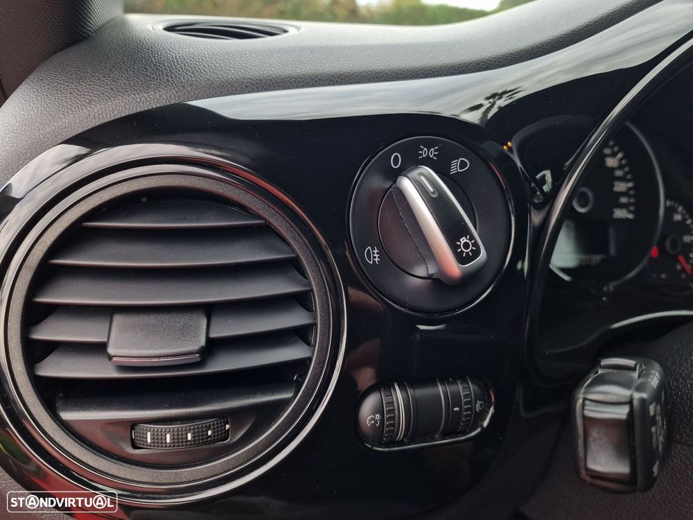 VW New Beetle 1.2 TSI Design - 14