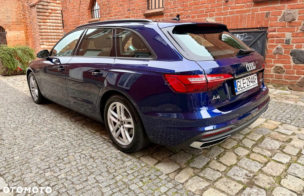 Audi A4 Avant 40 TDI quattro S tronic S line - 4