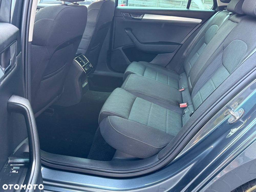 Skoda Superb 1.8 TSI Ambition DSG - 20