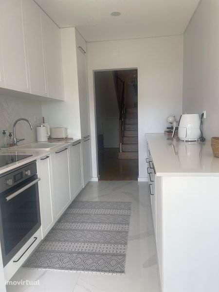 T4 Duplex em vilar de andorinho N222 - Grande imagem: 2/12