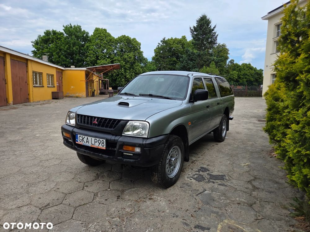 Mitsubishi L200 2.5 TDI GL 4WD DoubleCab - 1