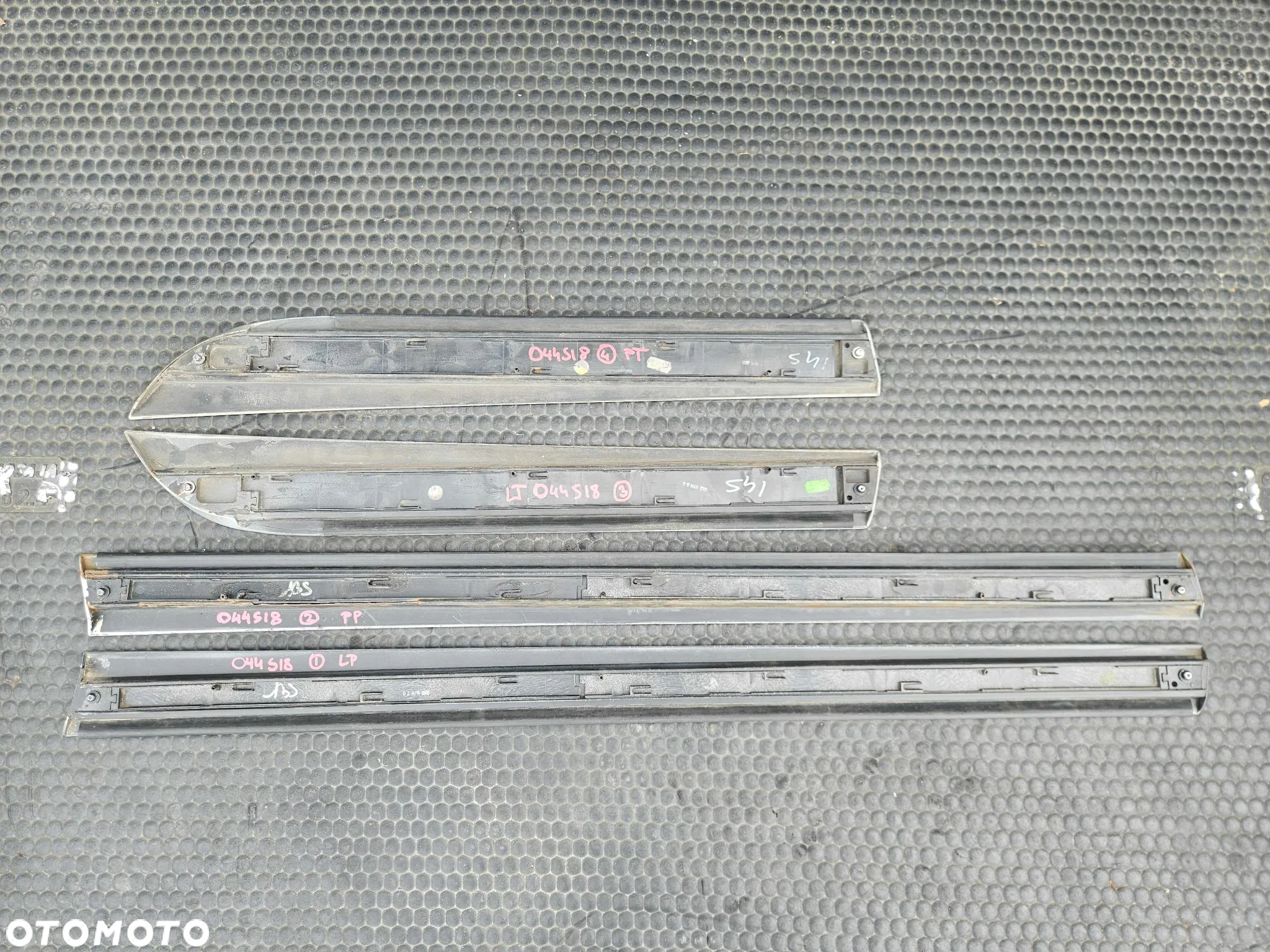 Listwa Listwy Drzwi Srebrne LY7W Dolne Komplet Audi A6 C6 Sedan Kombi Oryginalne - 20