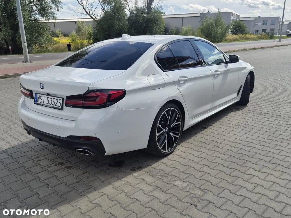 BMW Seria 5 530d xDrive mHEV M Sport sport - 4