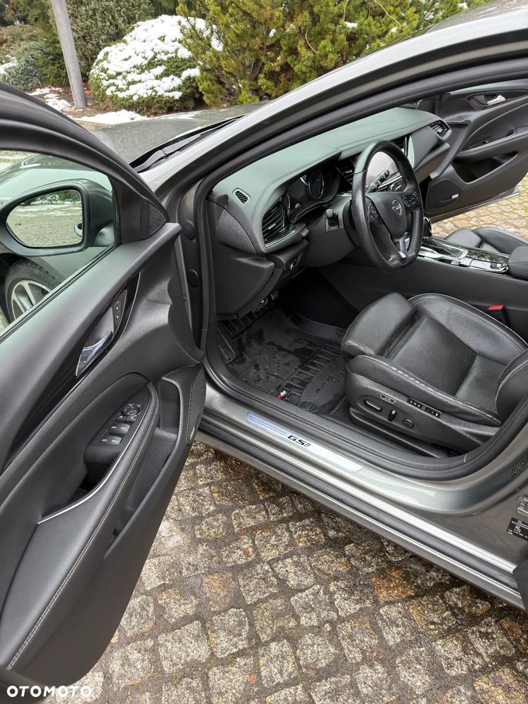 Opel Insignia 2.0 CDTI 4x4 GSi S&S - 8