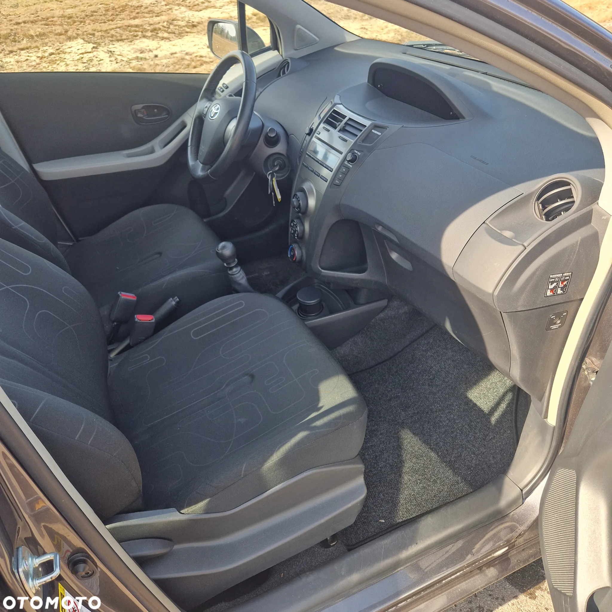 Toyota Yaris 1.33 VVT-i Sol - 9