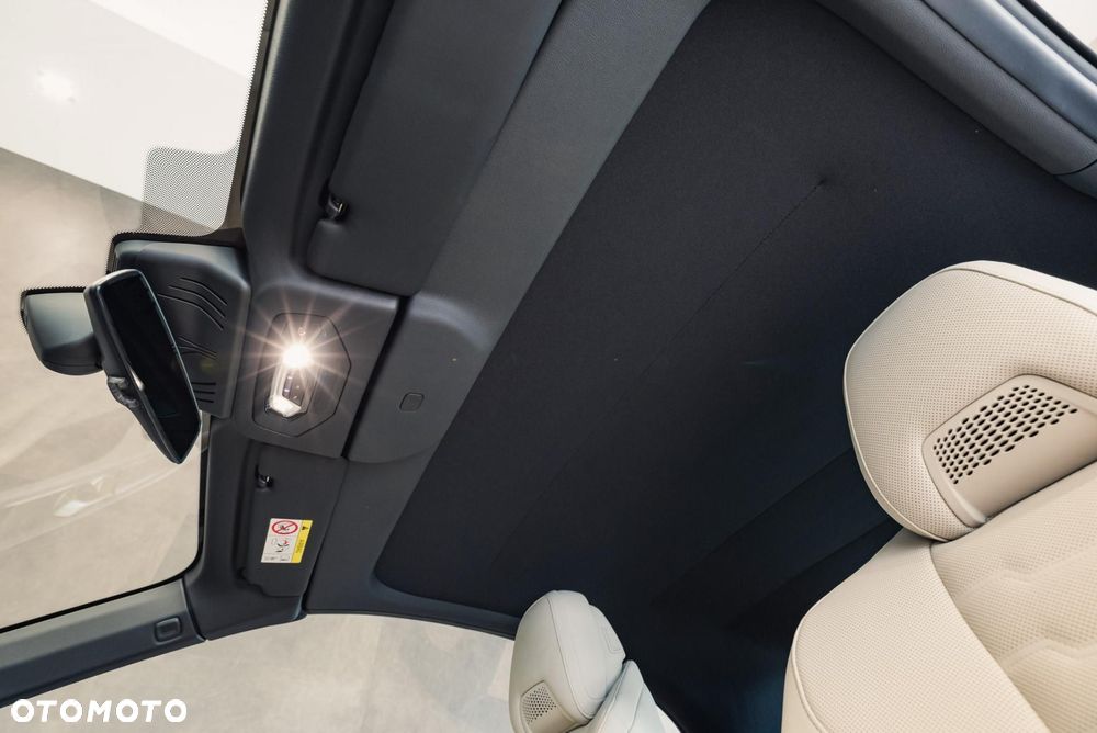 BMW Seria 8 M850i xDrive - 37