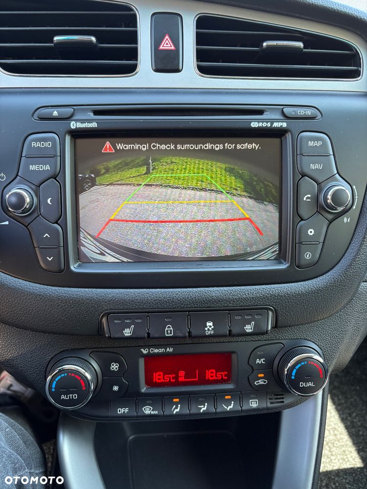 Kia Ceed 1.6 CRDi 128 Dream Team Edition - 5