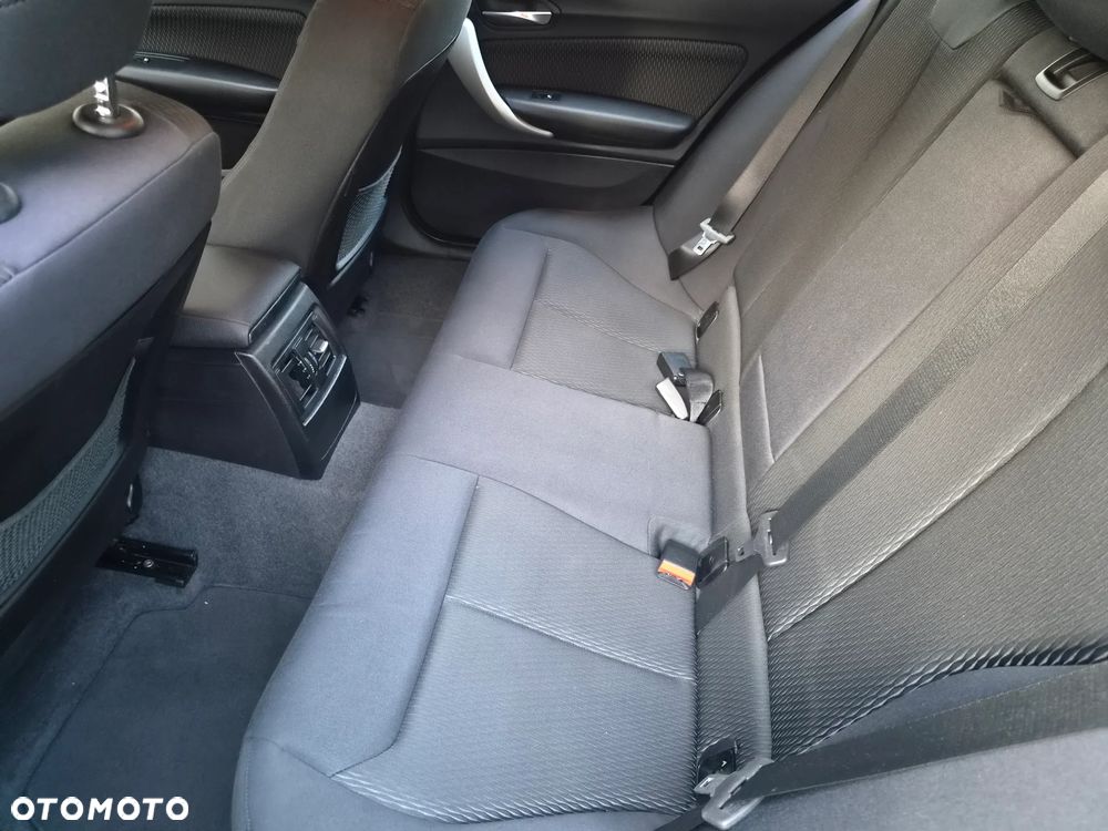 BMW Seria 1 116i Sport Line - 15