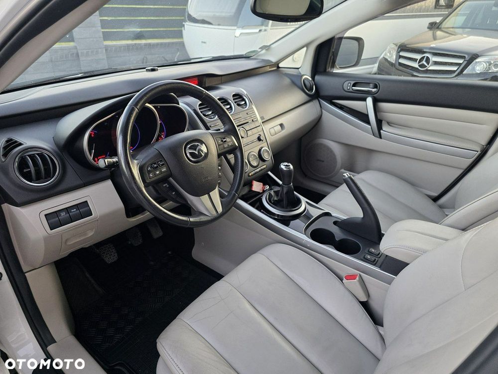 Mazda CX-7 - 16