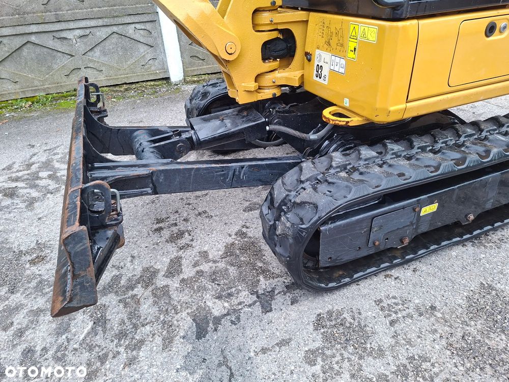 Caterpillar 301.6 05A - 18