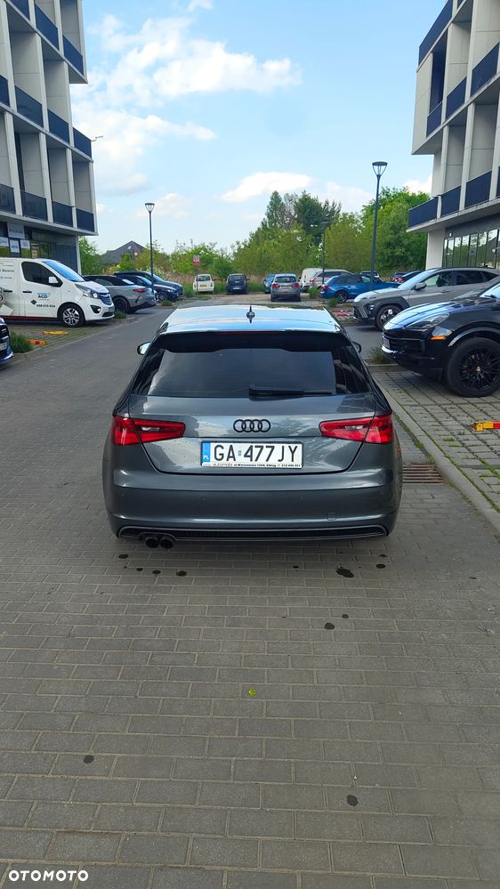 Audi A3 3-drzwiowe 1.4 TFSI S line Sportpaket - 3