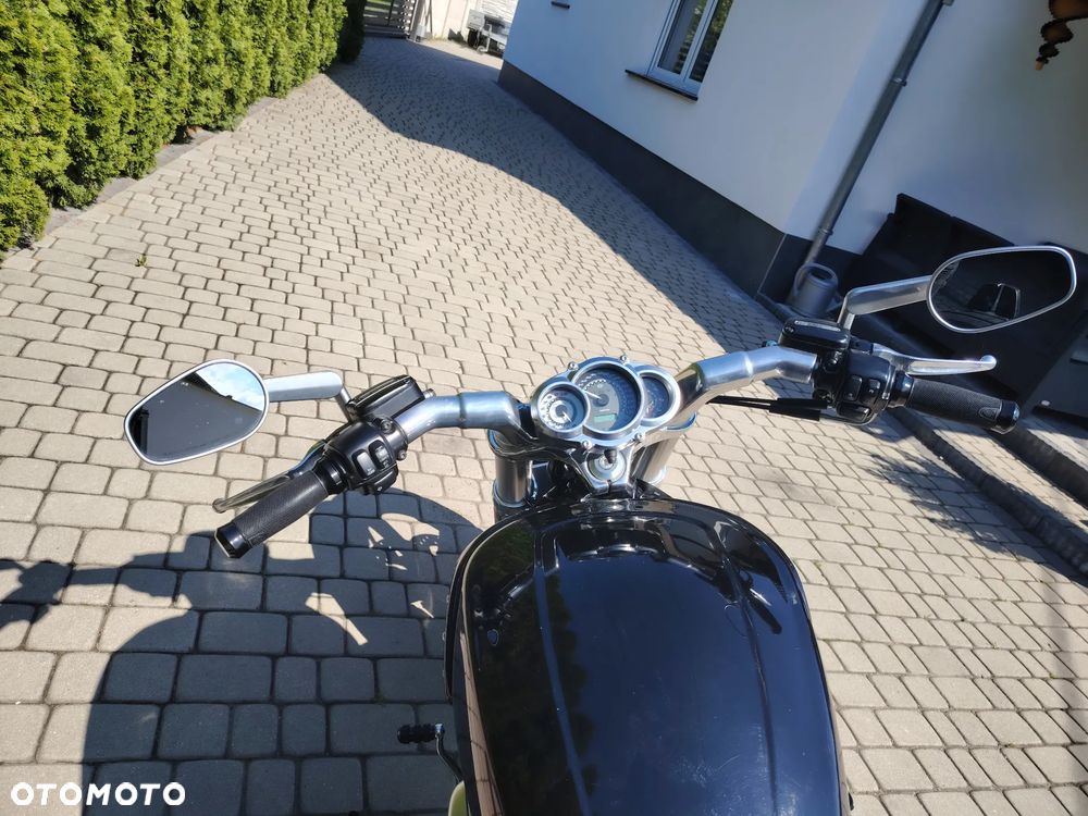Harley-Davidson V-Rod Muscle - 6